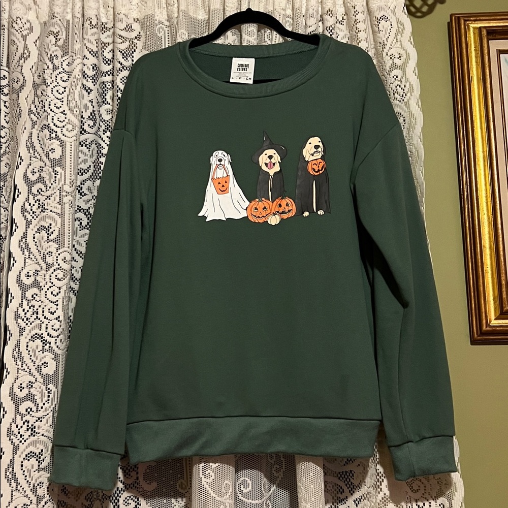 NWOT Halloween Dog Sweatshirt